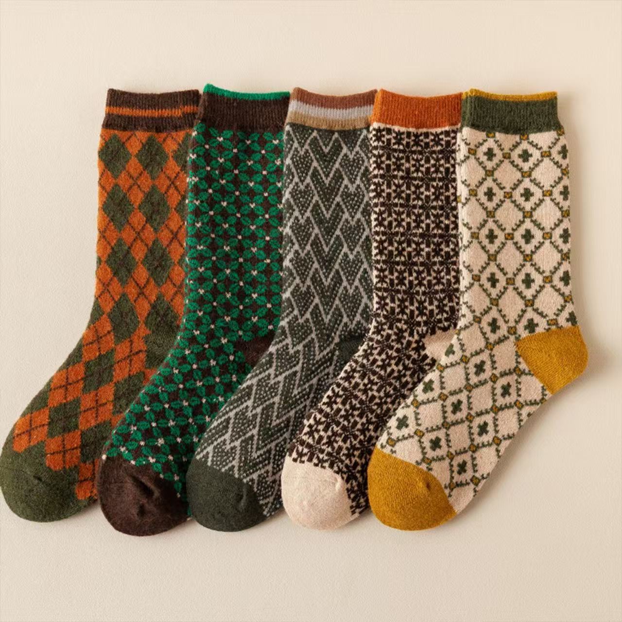 Women's Mid-calf Pure Cotton Warm Double-knit Retro Ripple Socks Autumn Stack Socks